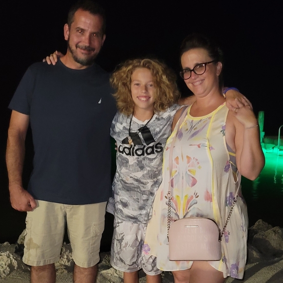 Meet your Posher, Dina Jo - Picture 2 of 4